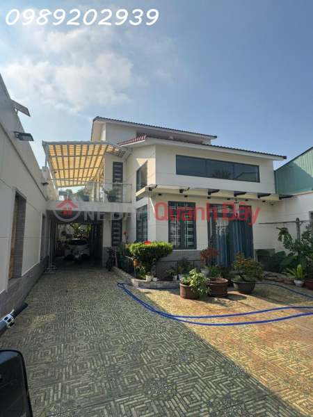 Chuyển đổi nơi sinh sống Cần chia tay căn villa Niêm yết bán
