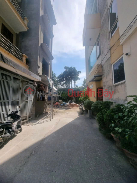 Beautiful house, car parking at the gate of Vu Xuan Thieu street, 30 m2, 5 floors, 6.5 m frontage, 6.5 billion Long Bien., Vietnam Sales đ 6.5 Billion