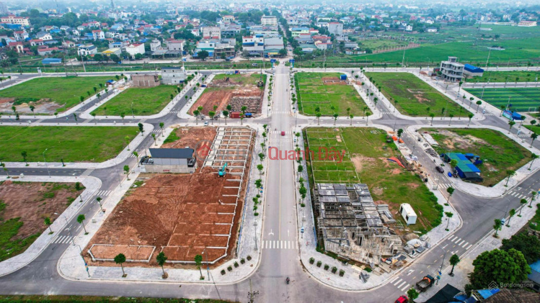 đ 2.8 Billion Tan Duc Central Park land, the best ideal investment opportunity in Pho Yen city, should not be missed at price 2.8 billion