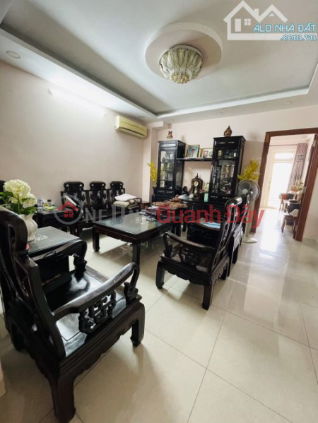 Villa on Nguyen Van Troi Street - 7.2*22 meters - 139 m2 - 3 floors - only 29.5 billion VND Sales Listings