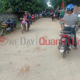 QUICK SALE OF LAND LOT ON LIEN XA ROAD IN LUONG SON, HOA BINH, PRICE 2XX _0