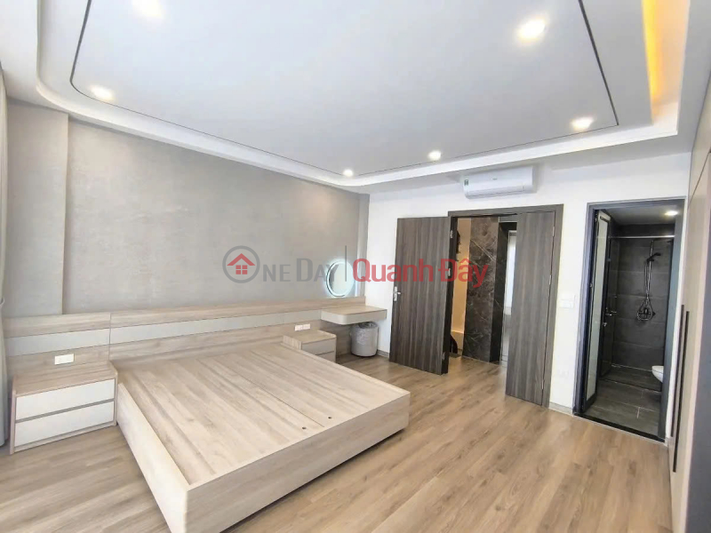 NEW HOUSE WITH CAR ACCESS AND ELEVATOR, Tram Street, 37m2 X 6 floors, 4.7m frontage, 10 billion Long Bien., Vietnam | Sales, đ 10 Billion