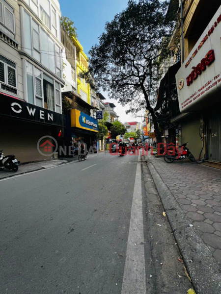 Property Search Vietnam | OneDay | Residential Sales Listings Vuong Thua Vu street frontage, sidewalk, business, office building construction, shock price