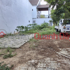 Land to build a 130m2 villa in Cam Le town near Hoa Tho river, east lot, price 4.8 billion TL _0