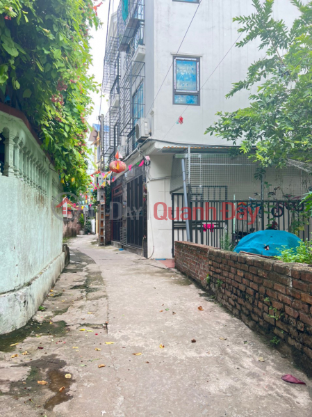 Property Search Vietnam | OneDay | Nhà ở | Niêm yết bán | TT CHÚC SƠN Ô TÔ - dân cắt bán 70,9m chỉ 1,x tỷ nhanh xem không mất
- diện tích 70,9m mặt tiền hậu 4m
-