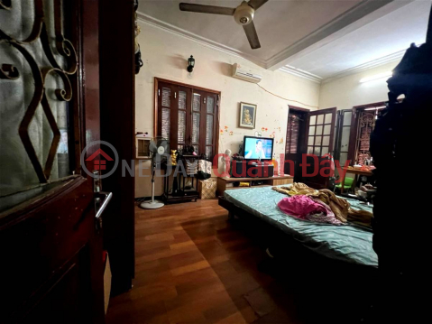 Selling Hoang Ngan Townhouse in Cau Giay District. 140m Frontage 8m Approximately 17 Billion. Commitment to Real Photos Accurate Description. Owner _0