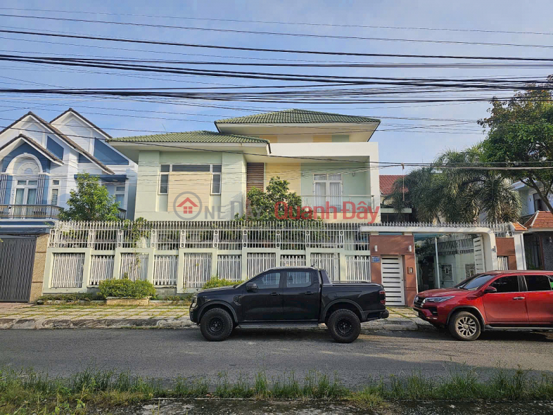 Super villa for sale in Tan Phong residential area, 20m x 20m, 10m asphalt road, good price Sales Listings