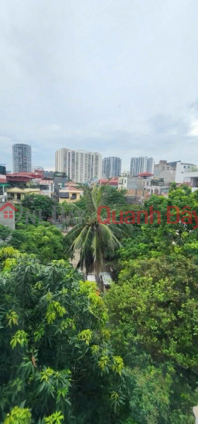 đ 14.7 Billion, House for sale in Hong Tien, alleyway with good access, suitable for business, car can enter the house, near Tam Anh Hospital.