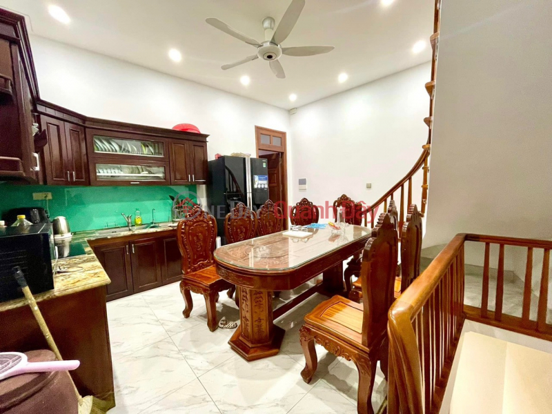 House for sale in Cau Giay - Big alley on Hoang Quoc Viet street - Avoid car - 70m - Narrow 7 billion - 2 Clear - Stay now Sales Listings