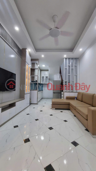 PHU THUONG HOUSE – THONG ALLEY CIPUTRA – 30M² x 5 FLOORS BRAND NEW – PRICE 7.2 BILLION Sales Listings