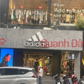 Shop Giày chính hãng Adidas - 42 Nguyễn Trãi,Quận 5, Việt Nam