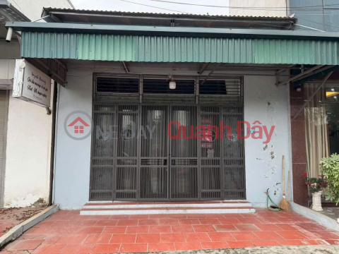 BÁN ĐẤT TẶNG NHÀ CẤP 4 -ĐÔNG NGẠC - DT50M2 - MT4,5M2 - GIÁ 7.8 TỶ - ĐƯỜNG Ô TÔ TRÁNG - KINH DOANH _0