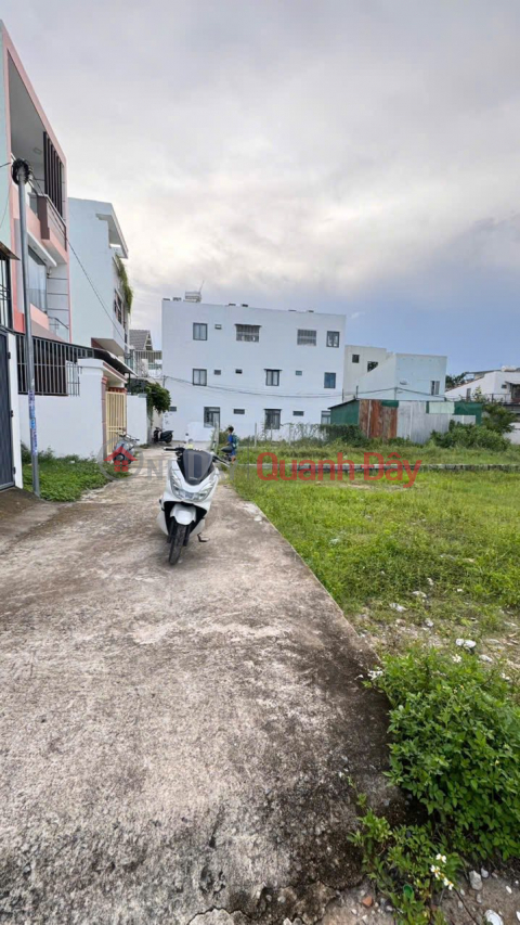 QUICK SALE OF A BEAUTIFUL LOT OF LAND IN THE BACK OF THE CAR ALLEY, PHU NONG, VINH NGOC _0
