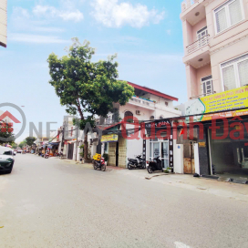 Land on Khuc Thua Du street - 100m² - 4.2m frontage - old house included _0