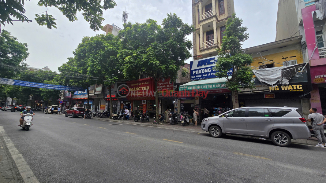 Bán nhà 99 Phạm Ngũ Lão, phường Lê Thanh Nghị, Hải Dương (nay là Hải Phòng). 135m2, MT 4.65m, 2 tầng, miễn TG | Việt Nam Bán đ 28 tỷ