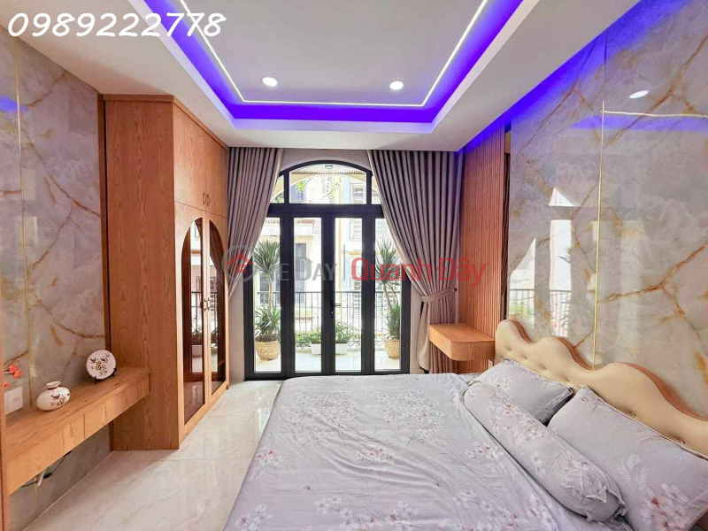 HOUSE FOR SALE IN HOANG VAN THU - WARD 9 - SUPER PRODUCT IN CAR ALLEY NEAR THE STREET FRONTAGE, RIGHT AT PHU NHUAN INTERSECTION - 3.7X15M - 4 FLOORS - Vietnam | Sales | đ 13.5 Billion