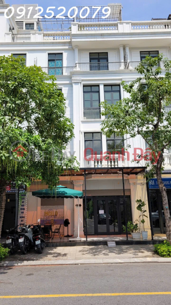 Property Search Vietnam | OneDay | Residential Rental Listings | Owner needs to rent out the entire Shophouse with 2 frontages