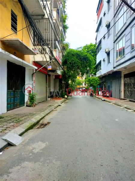 Property Search Vietnam | OneDay | Residential | Sales Listings | House for urgent sale Linh Nam 70m2, 4 floors, mt_5m, Offering more than 12 billion Hoang Mai Hanoi.