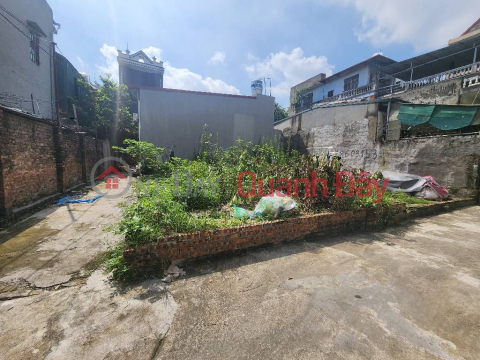 Land for sale in Thuong Thanh, Thanh Am, corner plot, accessible by truck. 40m x 5m, price over 8 billion VND (negotiable). _0