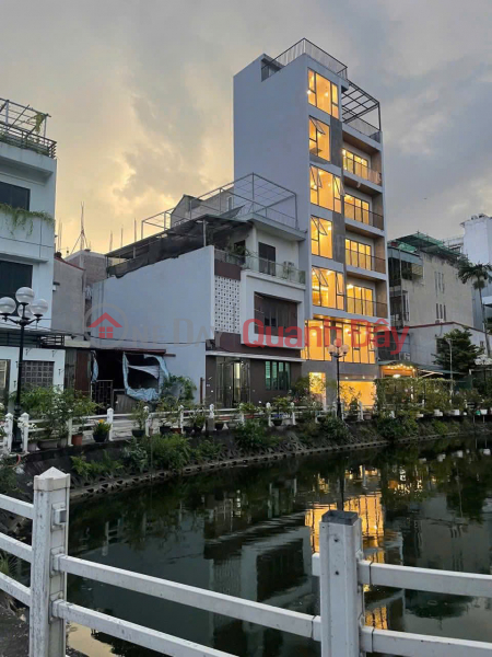 đ 23 Billion | Beautiful house in Bo De Ward - Lake Front - Cars around - Garage - Elevator