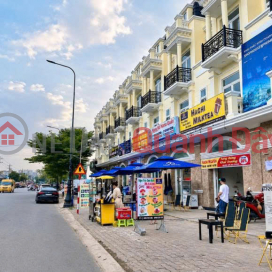 Commercial space for rent in Di An, 25m frontage, 3 floors, 245 m2, 16.5 million VND\/month. _0