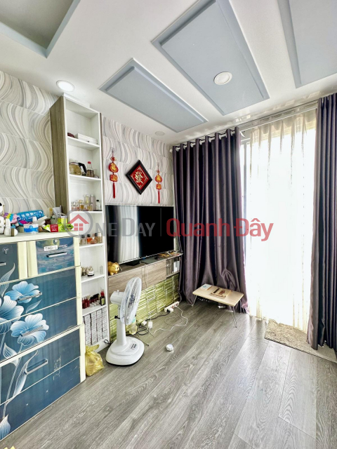 Cheap and beautiful house for sale on Kenh Tan Hoa Street, Phu Trung, Tan Phu, 42m2 x 5 floors, Horizontal 5.6m, Only 4.5 Billion _0