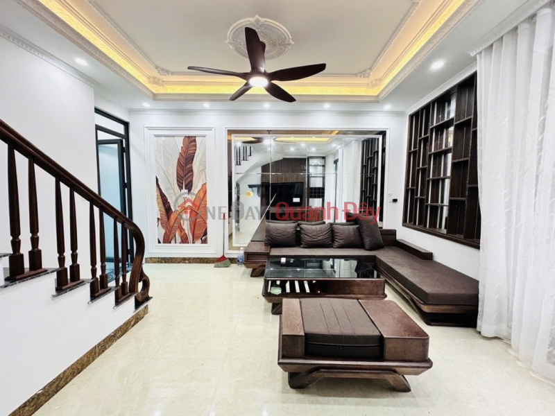 CAU GIAY 41M x 6 FLOORS PRICE 9.350 BILLION, CAR AVOIDANCE 10M, ALLEY Sales Listings