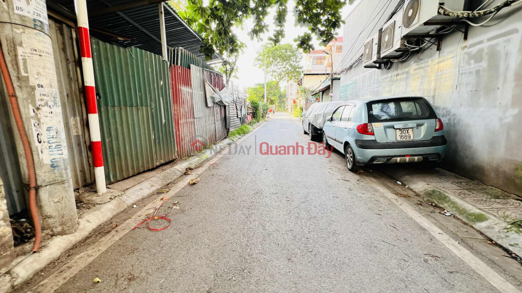 Property Search Vietnam | OneDay | Residential | Sales Listings | House for sale in Duc Giang, 80m2, sidewalk, 2 sides for cars to avoid, 300m from Dong Tru bridge