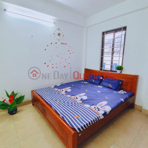 (Cheap Nice) Large and Beautiful Studio Room at Doan Ke Thien, Cau Giay _0