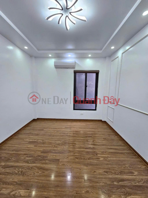 5-storey house – lane 68 Cau Giay – 38m² – parking lot – 10.8 billion _0