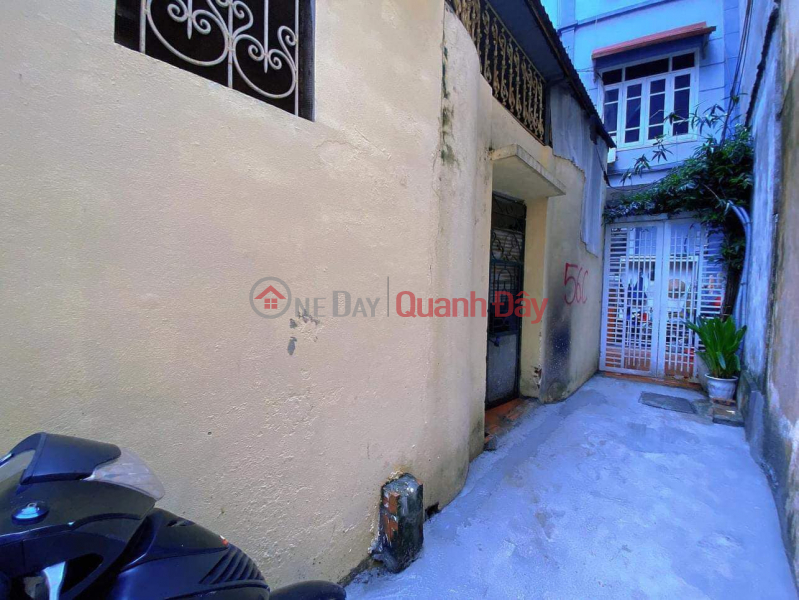 NGUYEN NGOC VU: 48m2x 4 BEAUTIFUL SQUARE FLOORS, 2M STOCK, A few steps away from the car Sales Listings