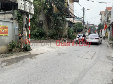 BEAUTIFUL HOUSE NGUYEN VAN LINH (THACH BAN) AVOID CAR - FULL INTERIOR - CORNER LOT - WIDE FRONTAGE _0