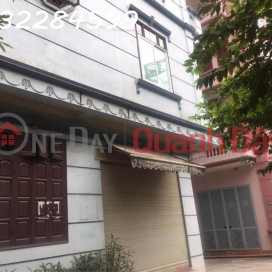 I am the owner renting a mb on the 1st floor in Duong Van Be. Price 6.5 million Corner apartment with 2 large frontages, avoid cars. _0