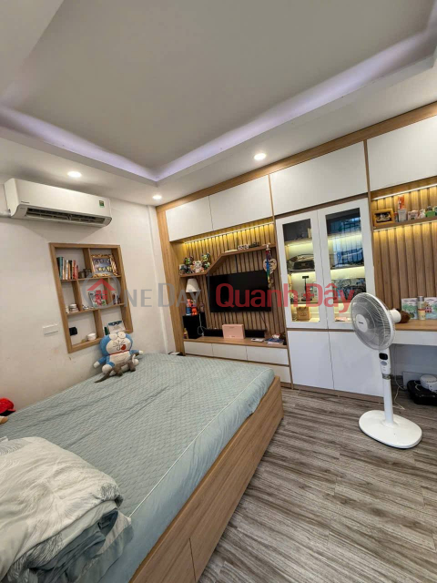House for sale on Vo Thi Sau street, 21m2, 4 floors, 5m frontage, 10.6 billion, wide sidewalk, great business _0