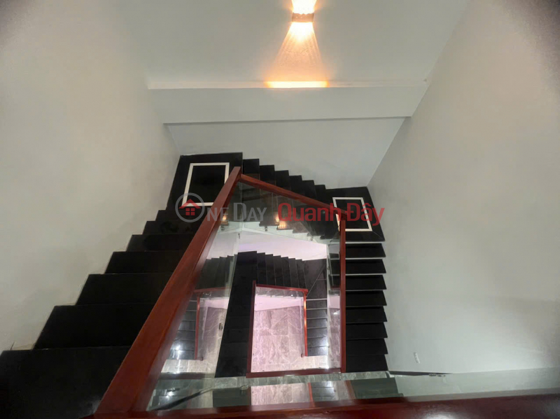 Selling a newly completed 3-story corner house in Vu Ninh ward for over 4 billion VND., Vietnam, Sales | đ 4.5 Billion