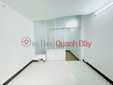 L1576 ️ sát chợ Hạnh Thông Tây, SHR, Vuông, 2 tầng, 3x8m, 2.x tỷ _0