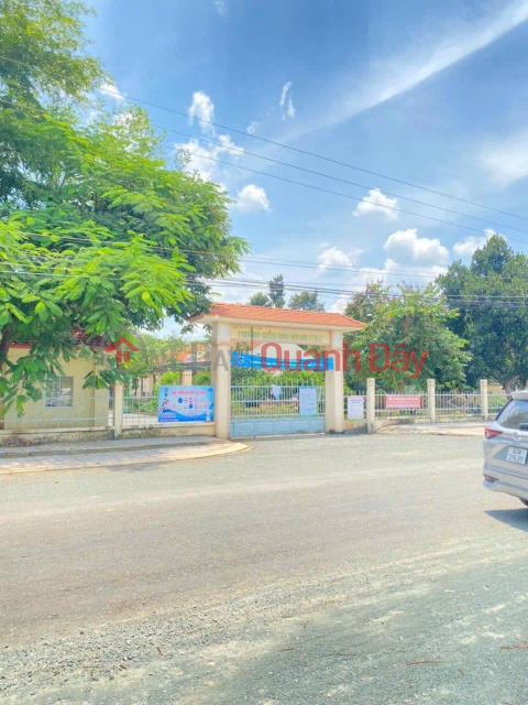 BEAUTIFUL LAND - GOOD PRICE Need to Sell Quickly Land in Good Location in Chon Thanh Town, Binh Phuoc _0