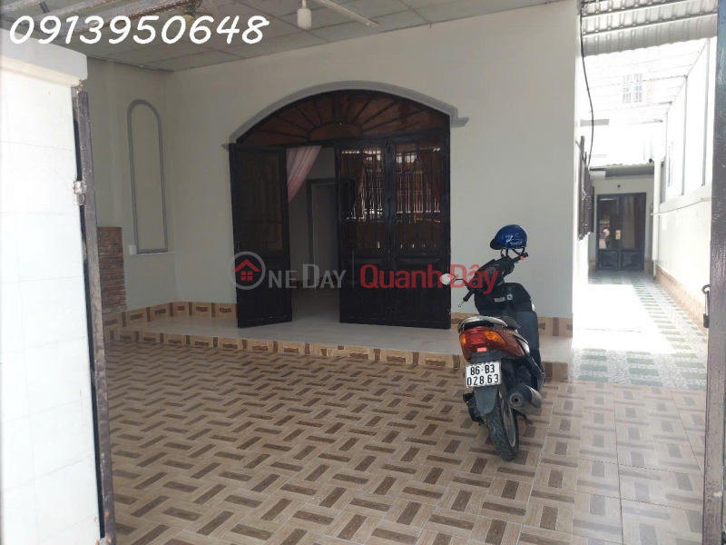 Owner urgently rents out the whole house on Le Hong Phong street, Phan Thiet city, only 6 million\\/month Rental Listings