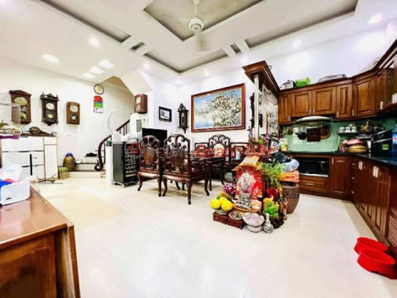 MIEU NHA TAY MO - BEAUTIFUL HOUSE - CORNER LOT - 3 OPEN SIDES - FULL FURNITURE - CAR PARKING 50 meters AWAY - SURROUNDING UTILITIES Sales Listings