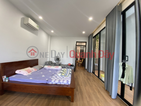 ENTIRE HOUSE FOR RENT ON TRAN DUY CHIEN STREET, SON TRA, Da Nang _0
