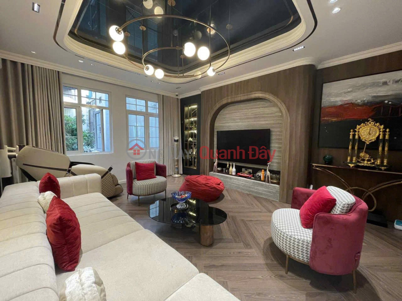 House for sale on Nguyen Dinh Chieu, 40m2, 5 floors, new and beautiful elevator, 4.5m frontage, 14.2 billion Sales Listings