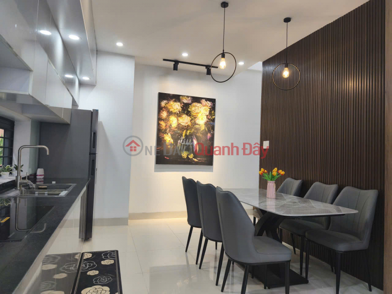 ► Lô góc sát Ô tô đậu, gần Nguyễn Hoàng, 55m2, 3 mê mới tinh, hiện đại Niêm yết bán