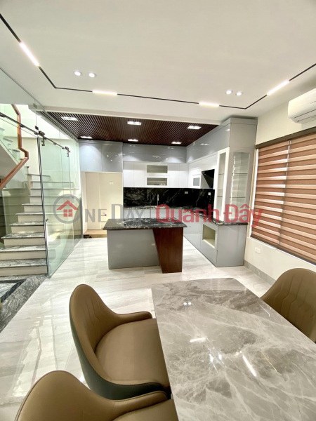 House for sale 101m2 Au Co street, Tay Ho Car avoids Elevator Business 14.5 Billion VND Sales Listings