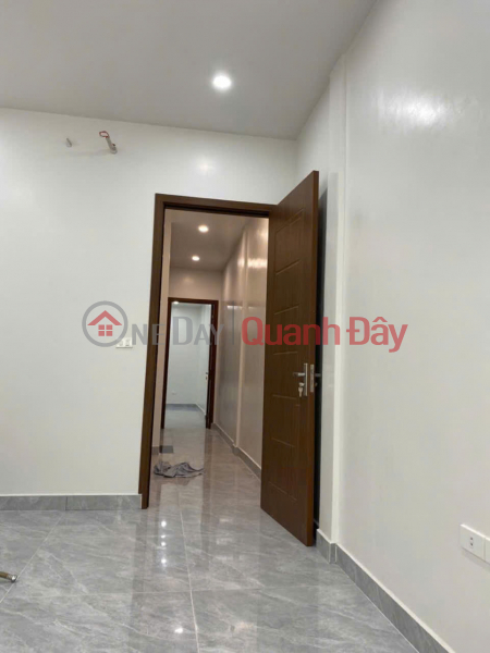  | Please Select Residential, Sales Listings đ 18.7 Billion