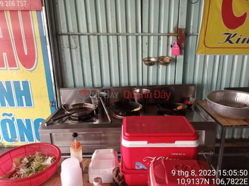 The owner needs to go back to the chicken rice restaurant - Address: 59 d1 street, Dong An street, Tan Dong Hiep ward Vietnam | Rental đ 8 Million/ month