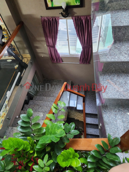 đ 20 Million/ month | 4-storey house for rent in front of NGUYEN HOANG, Bau Hac section