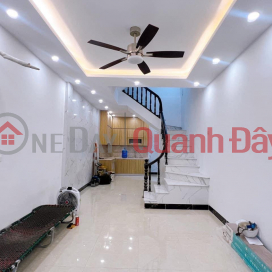 Townhouse for sale in Fort Dai Lang, Dong Da, Area 38m2, 4 Floors, 4m Area, Only 20m Car Avoid, Only 7 Billion. _0