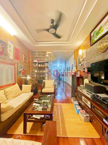 Fully Furnished House Right In Trung Kinh Street. 53m2 . 5 Floors Full Furniture.Oto Door-to-door Sales Listings