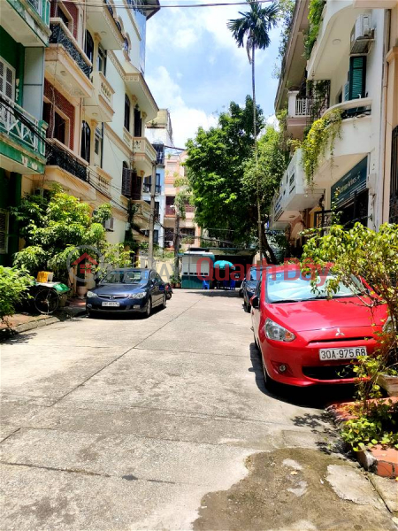 Thong Phong Townhouse for Sale, Dong Da District. 52m Frontage 4m Approximately 14 Billion. Commitment to Real Photos Accurate Description. Owner Sales Listings