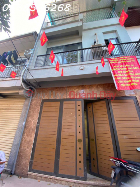 Owner renting out a 2.5-story house on An Duong Street, Hong Ha Ward, Hanoi. Area: 60m2. Price: 9 million VND\\/month. Rental Listings